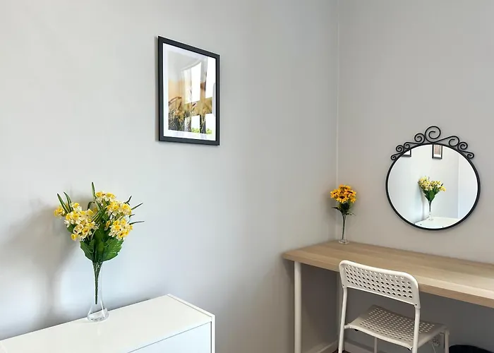 Mmrent Meadow Room